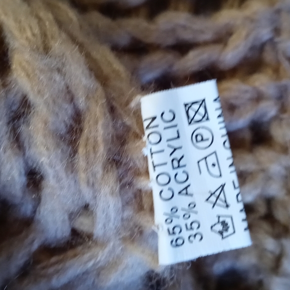Knitted blouse - Picture 5 of 5